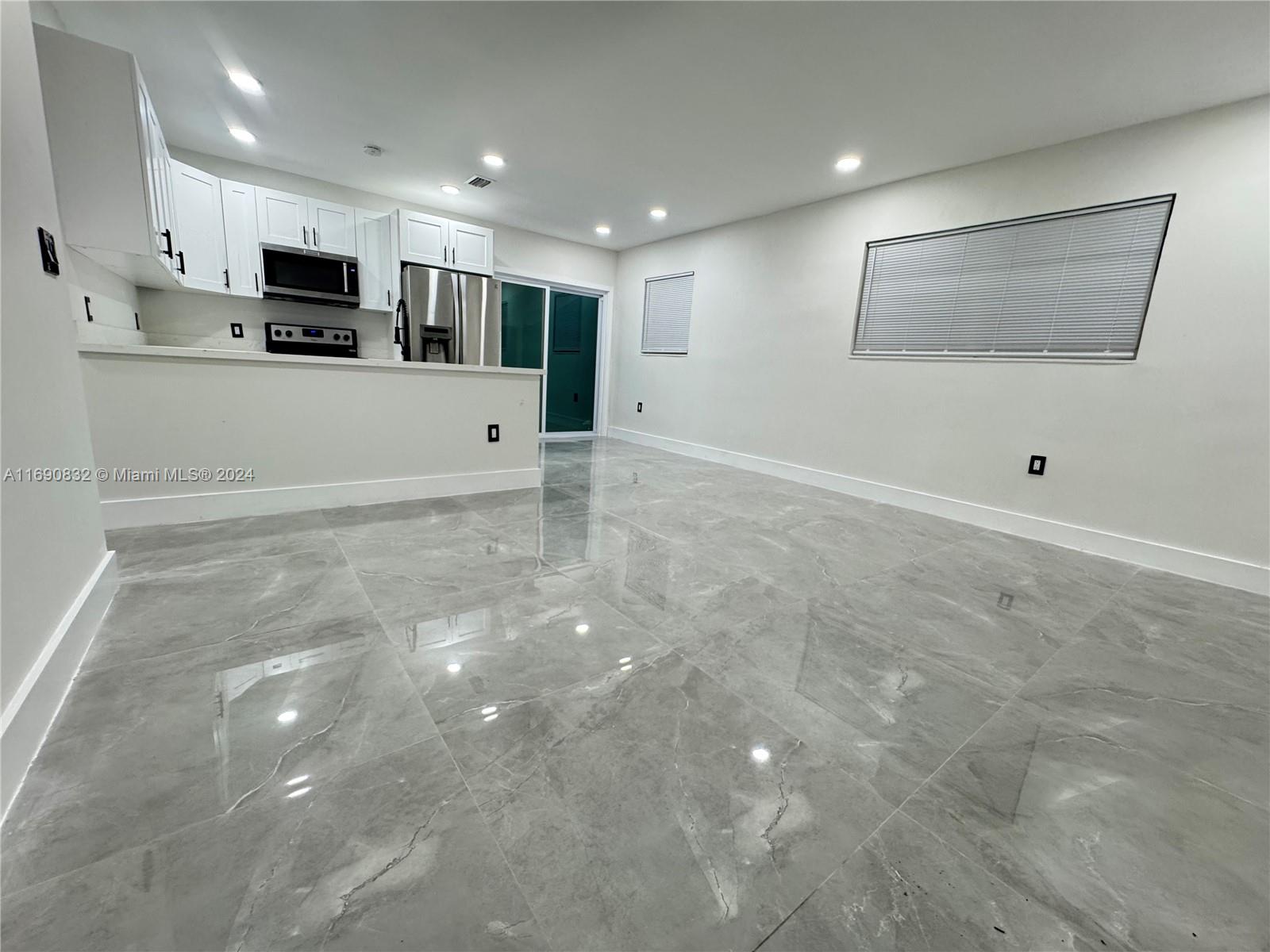 IVES ESTATES SEC 3 - Residential Lease