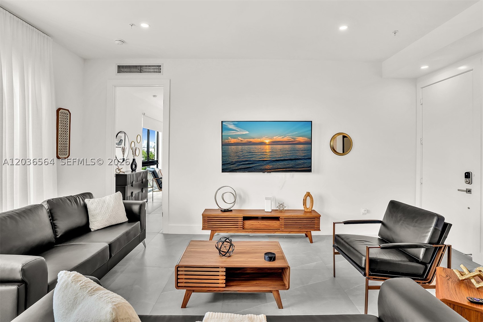Everglade Land Sales Co - Residential Lease