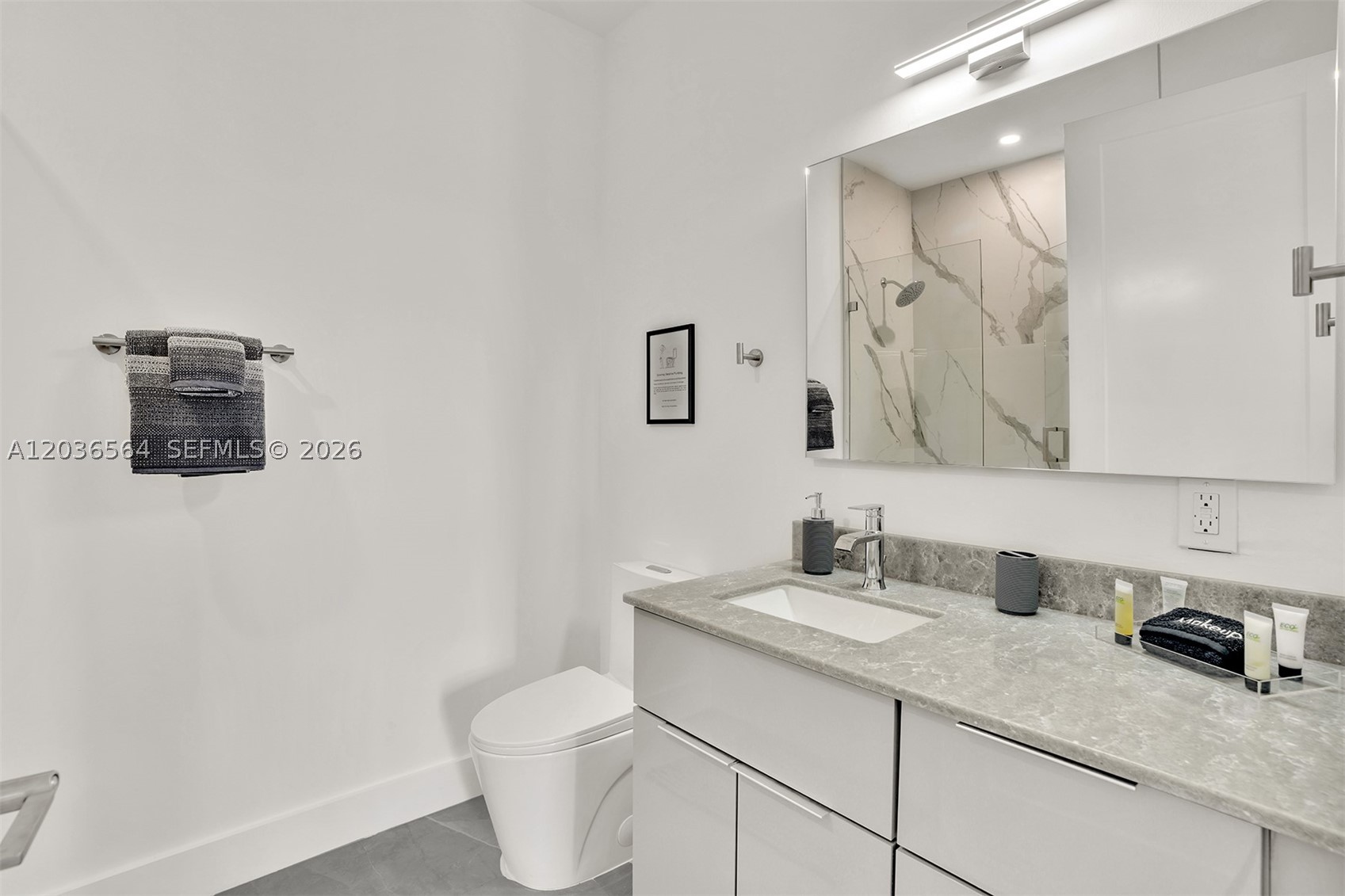Everglade Land Sales Co - Residential Lease