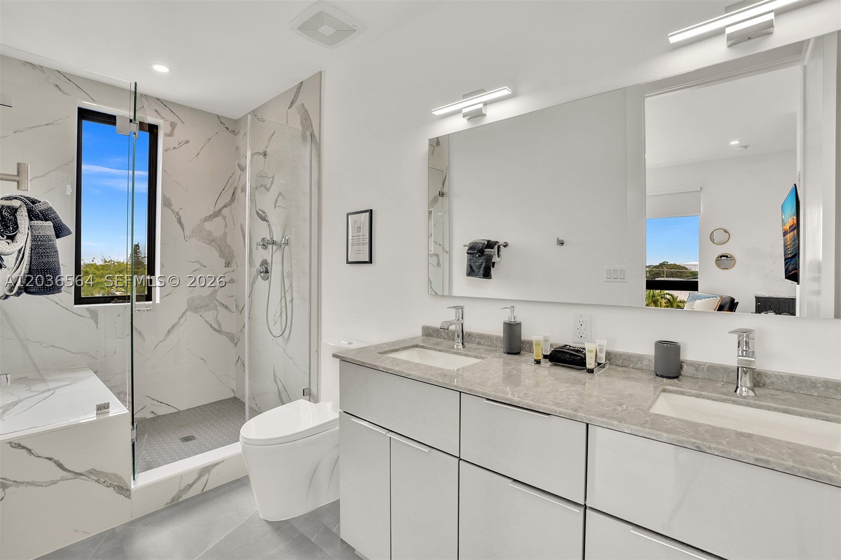 Everglade Land Sales Co - Residential Lease
