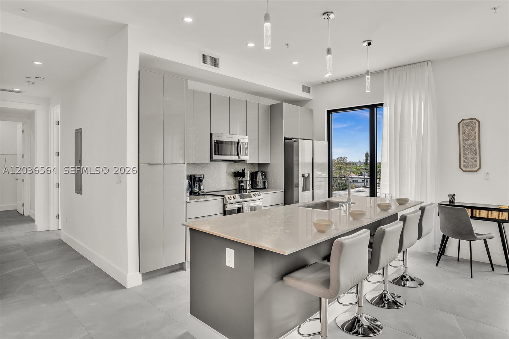 Everglade Land Sales Co - Residential Lease