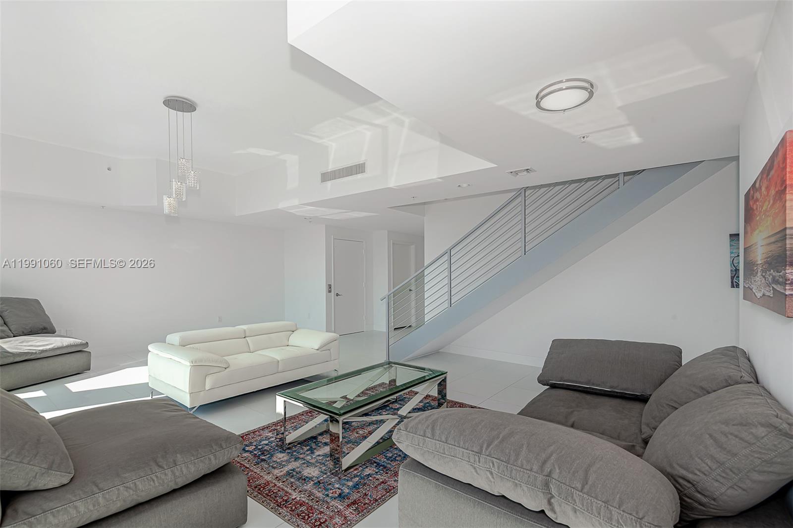VIZCAYNE NORTH CONDO - Residential