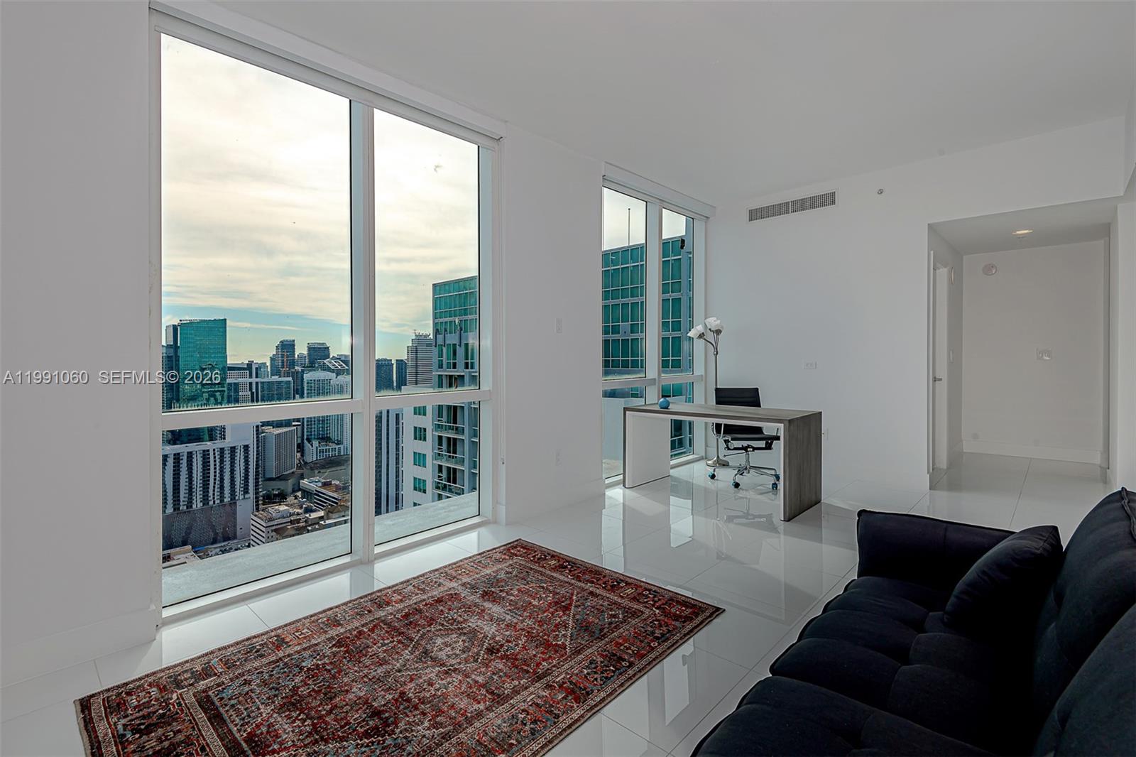 VIZCAYNE NORTH CONDO - Residential