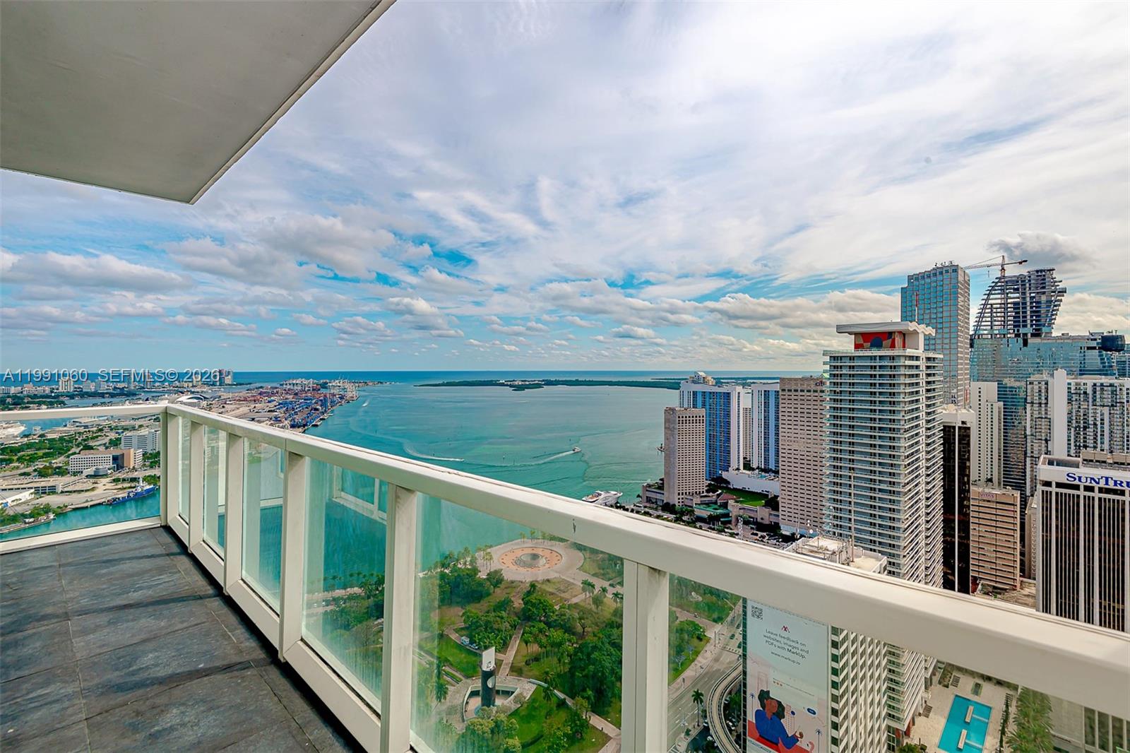 VIZCAYNE NORTH CONDO - Residential