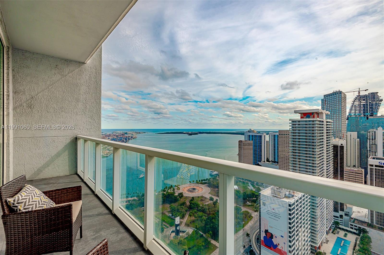 VIZCAYNE NORTH CONDO - Residential