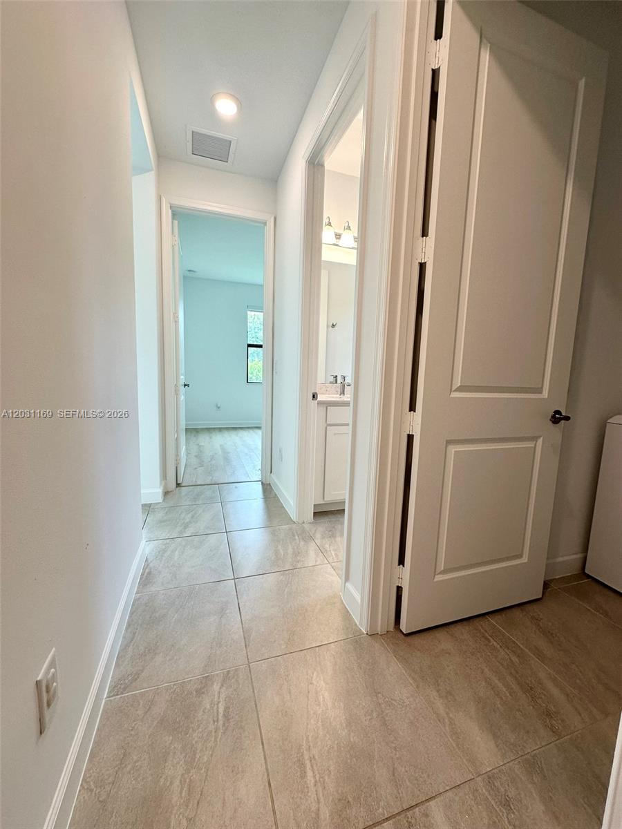 CRESTWOOD NORTH - Residential