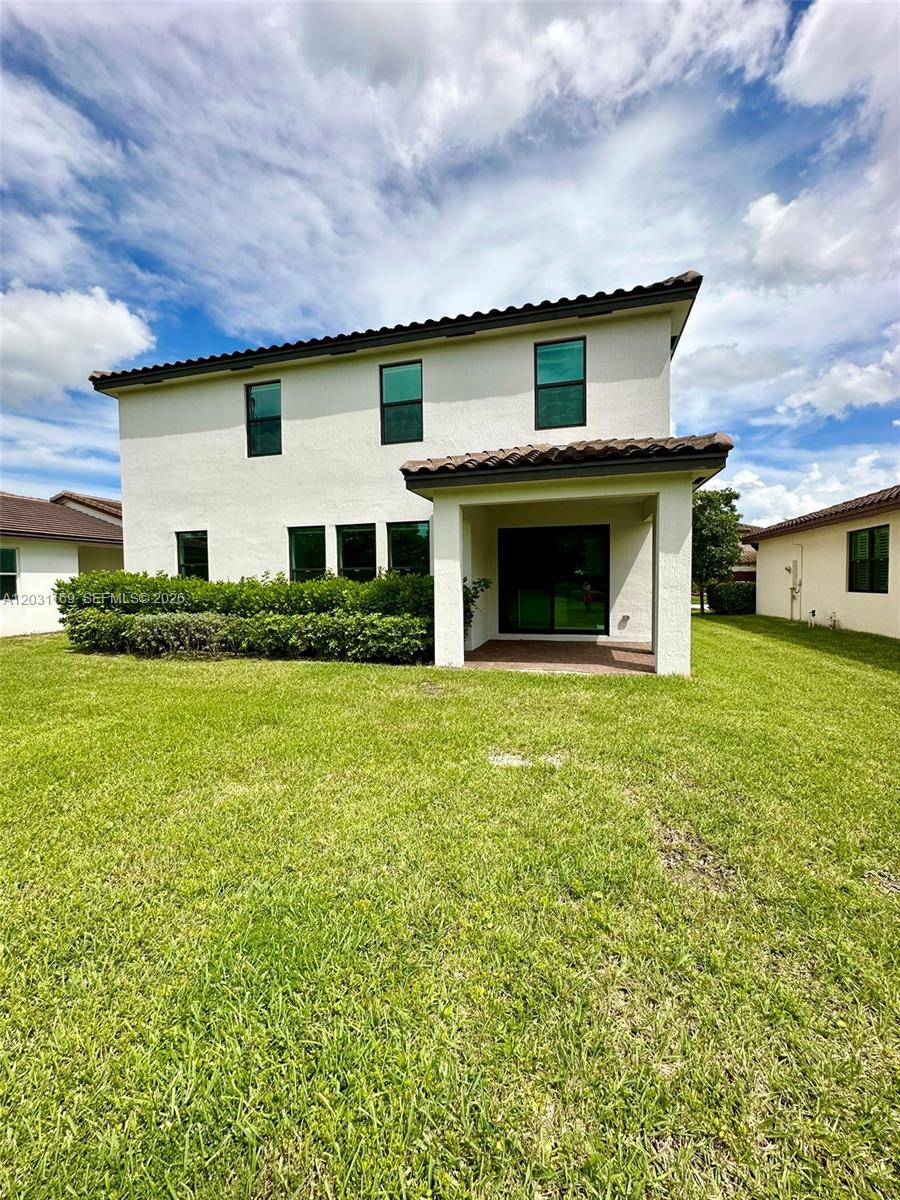 CRESTWOOD NORTH - Residential