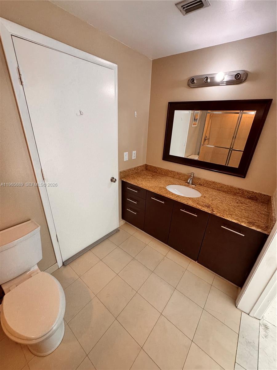 UPTOWN MARINA LOFTS CONDO - Residential