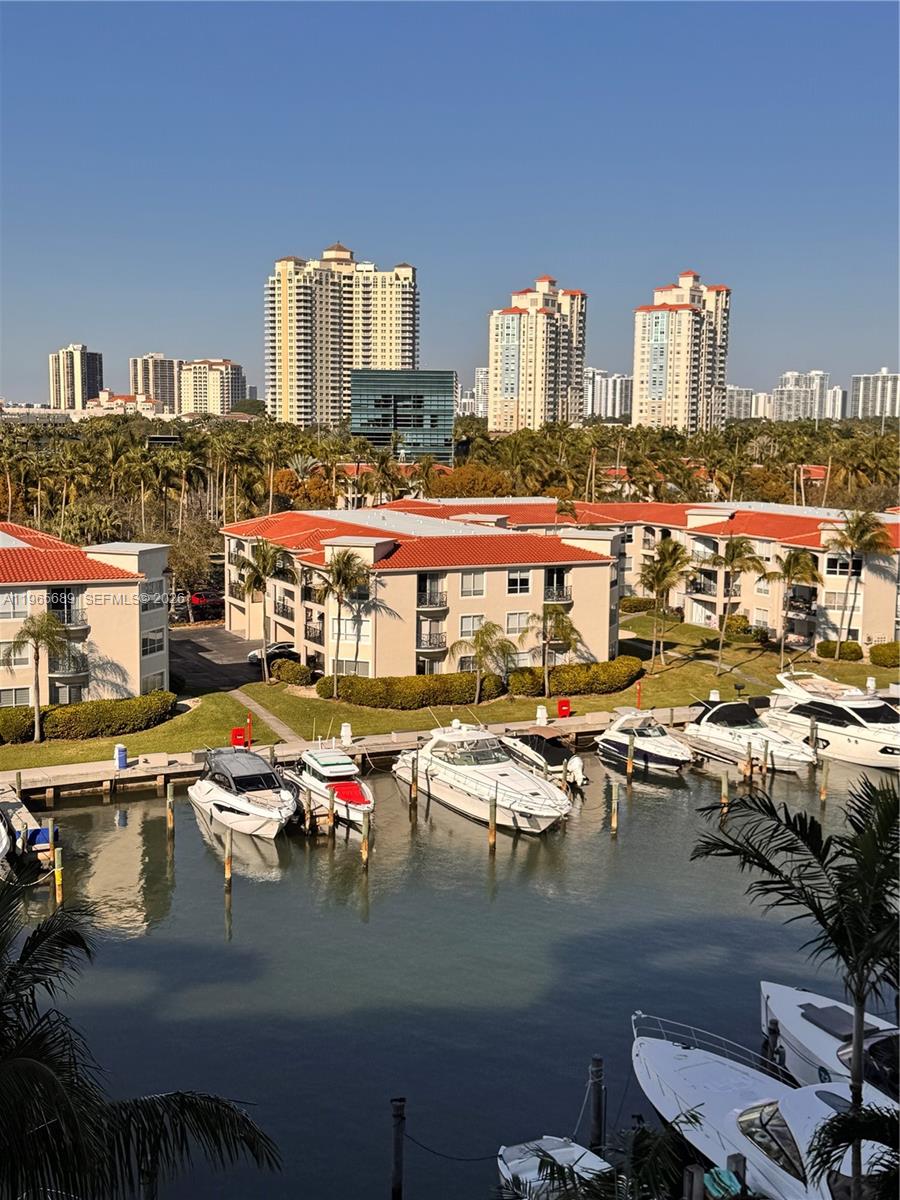 UPTOWN MARINA LOFTS CONDO - Residential