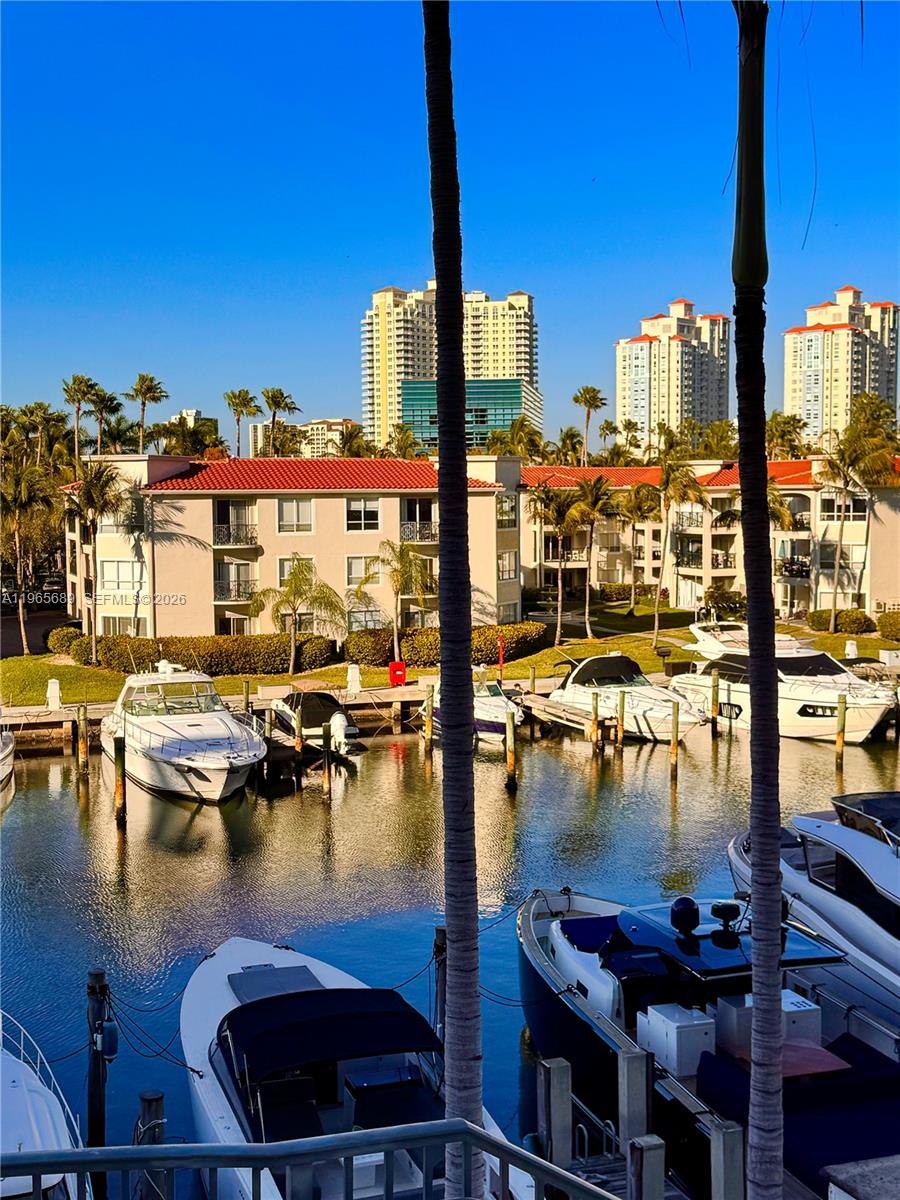 UPTOWN MARINA LOFTS CONDO - Residential