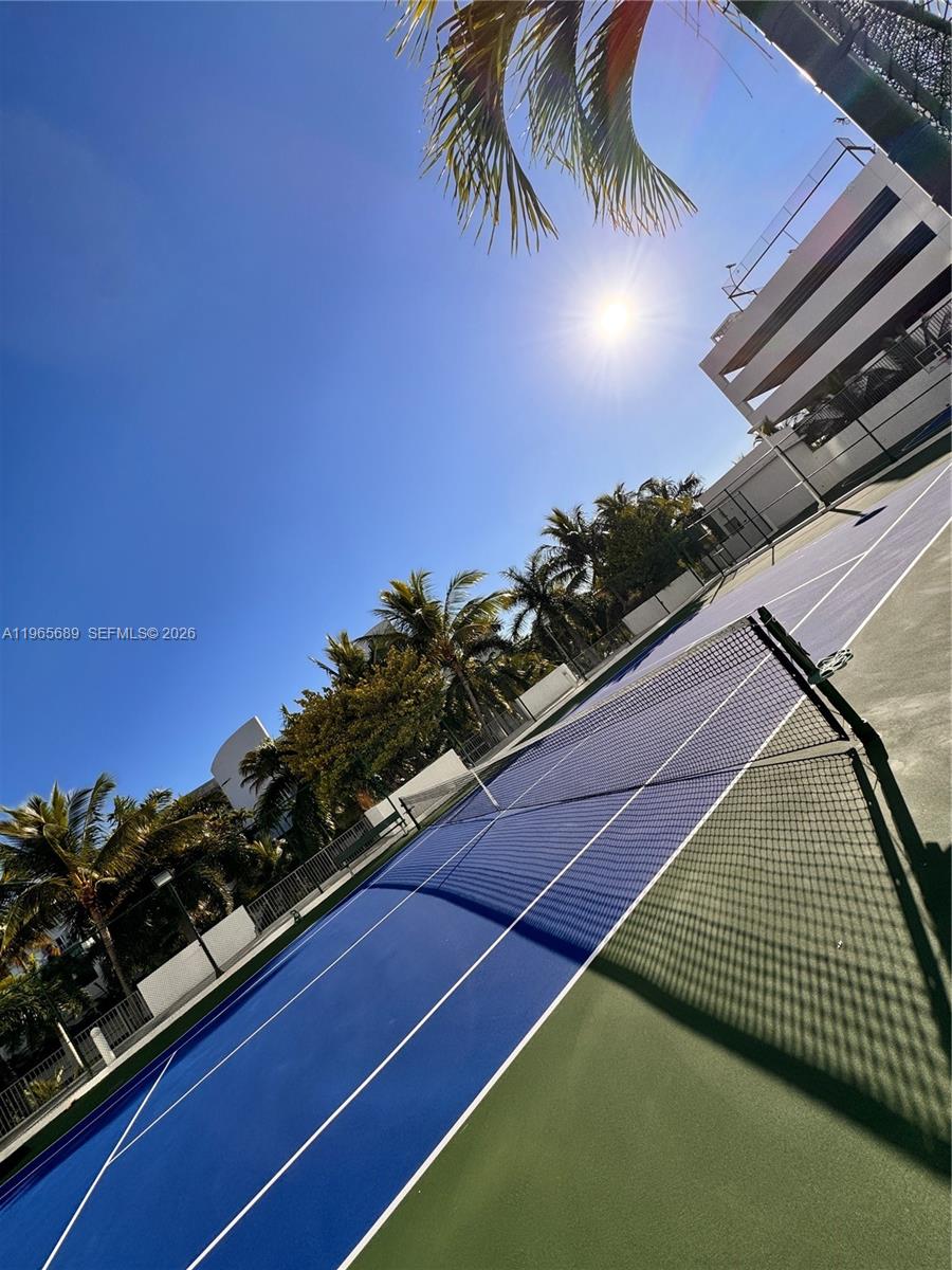 UPTOWN MARINA LOFTS CONDO - Residential