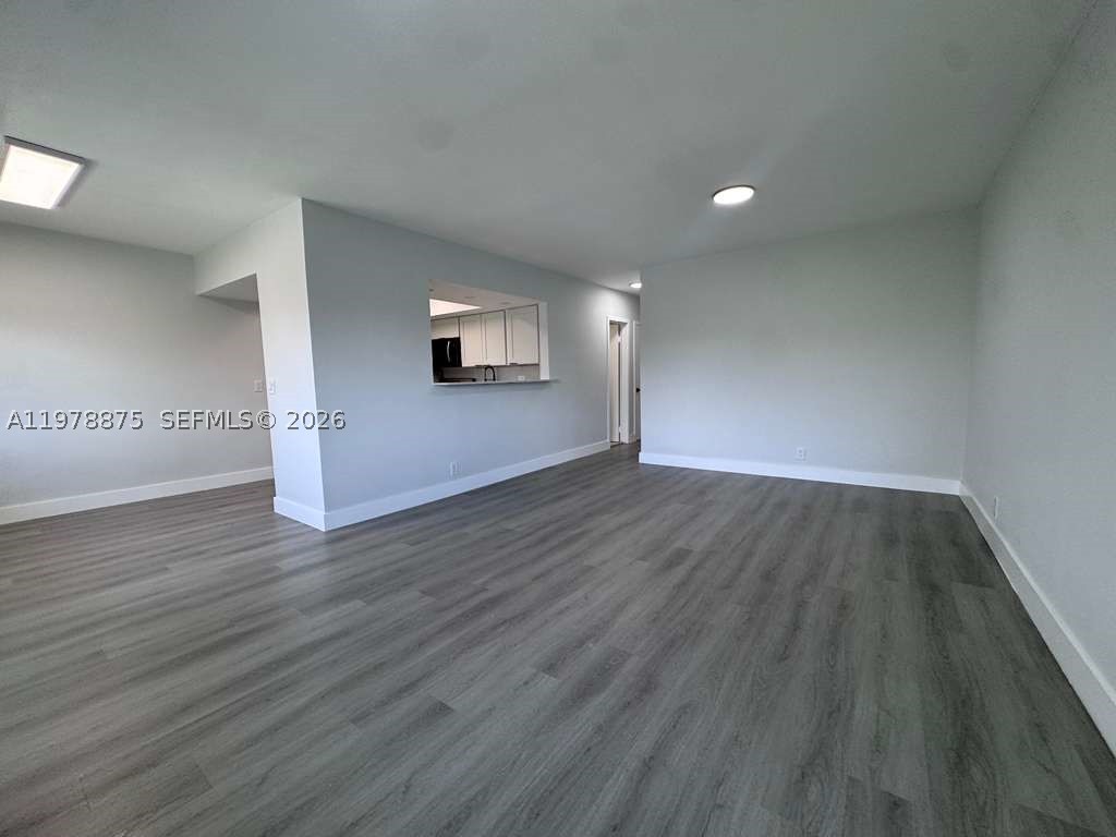 ENVOY APARTMENTS CONDOMIN - Residential