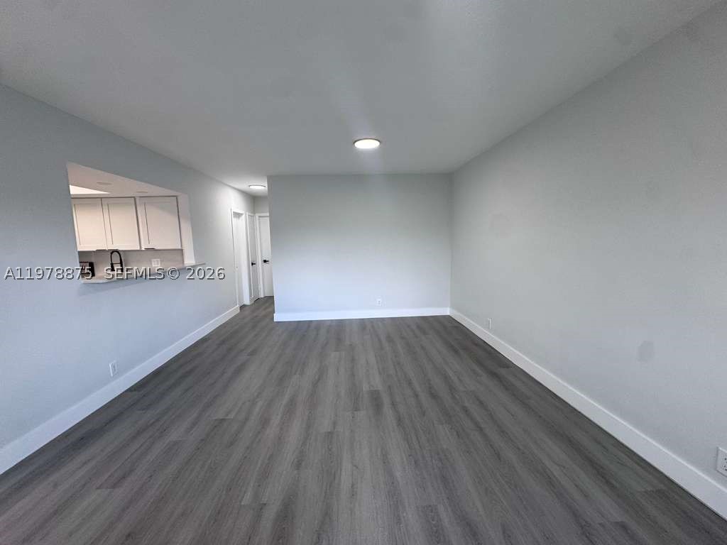 ENVOY APARTMENTS CONDOMIN - Residential