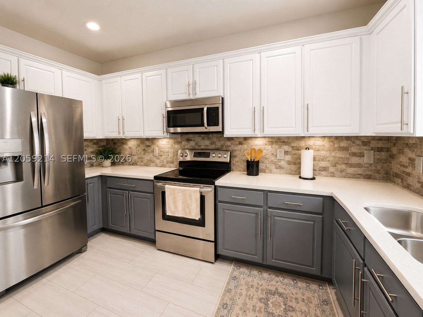 BEACON AT DORAL - Residential