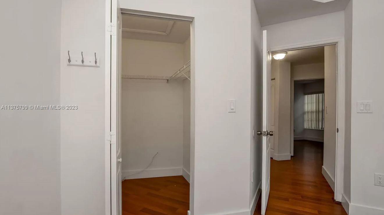 BONITA VILLAS CONDO - Residential Lease