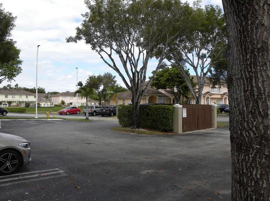 BONITA VILLAS CONDO - Residential Lease