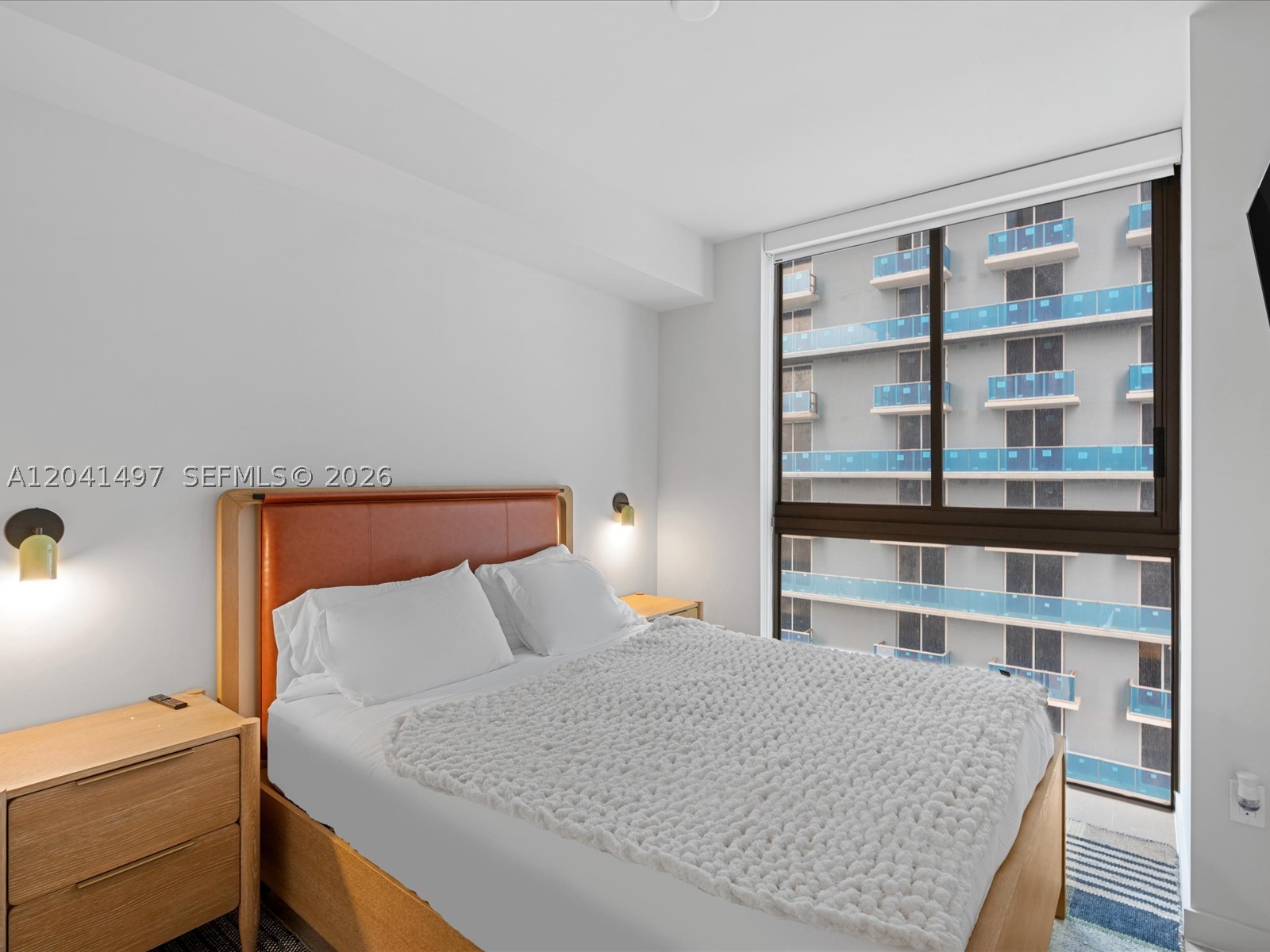 THE CROSBY MIAMI WORLDCENT - Residential