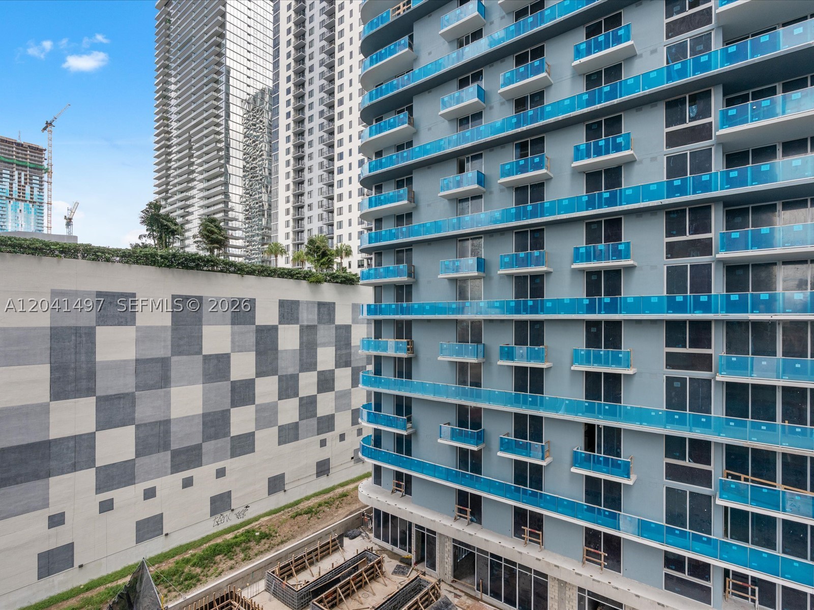 THE CROSBY MIAMI WORLDCENT - Residential
