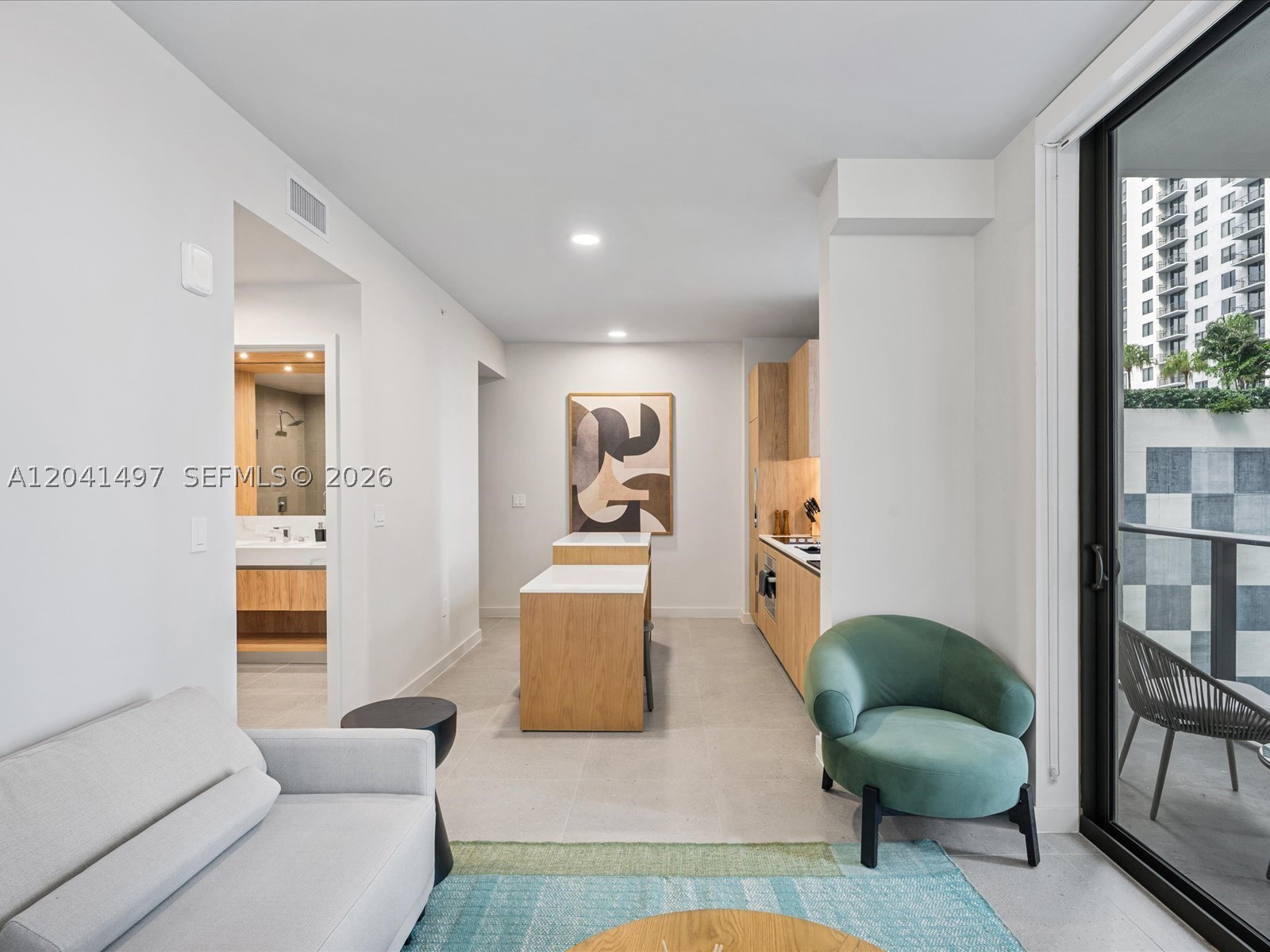 THE CROSBY MIAMI WORLDCENT - Residential