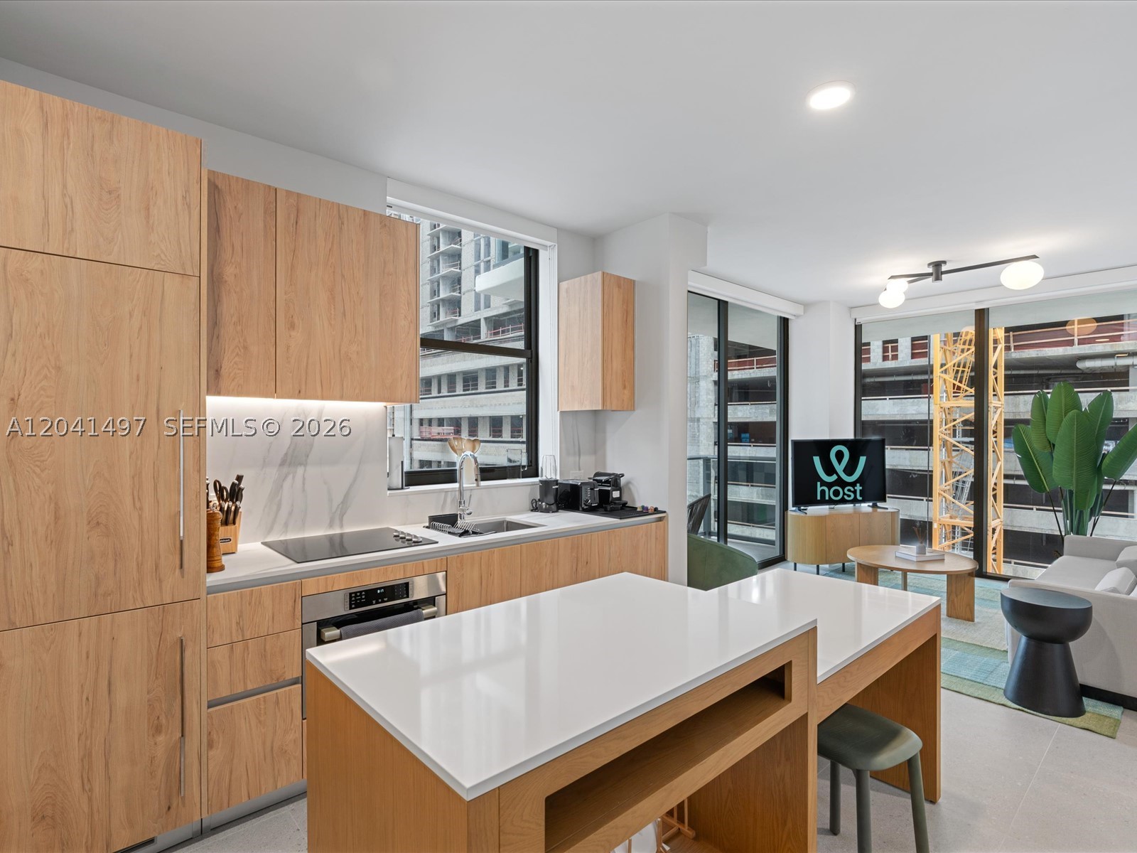THE CROSBY MIAMI WORLDCENT - Residential