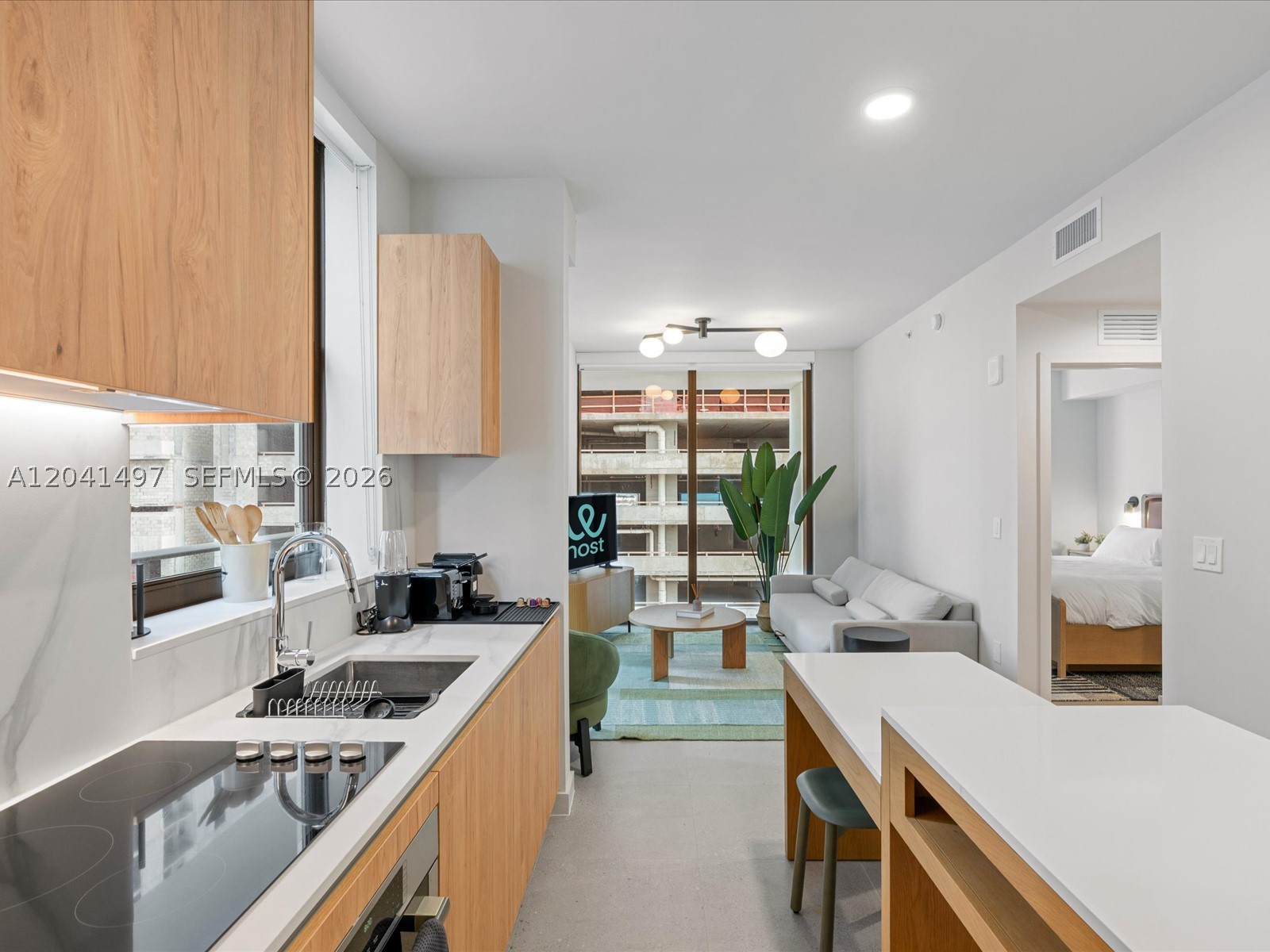 THE CROSBY MIAMI WORLDCENT - Residential