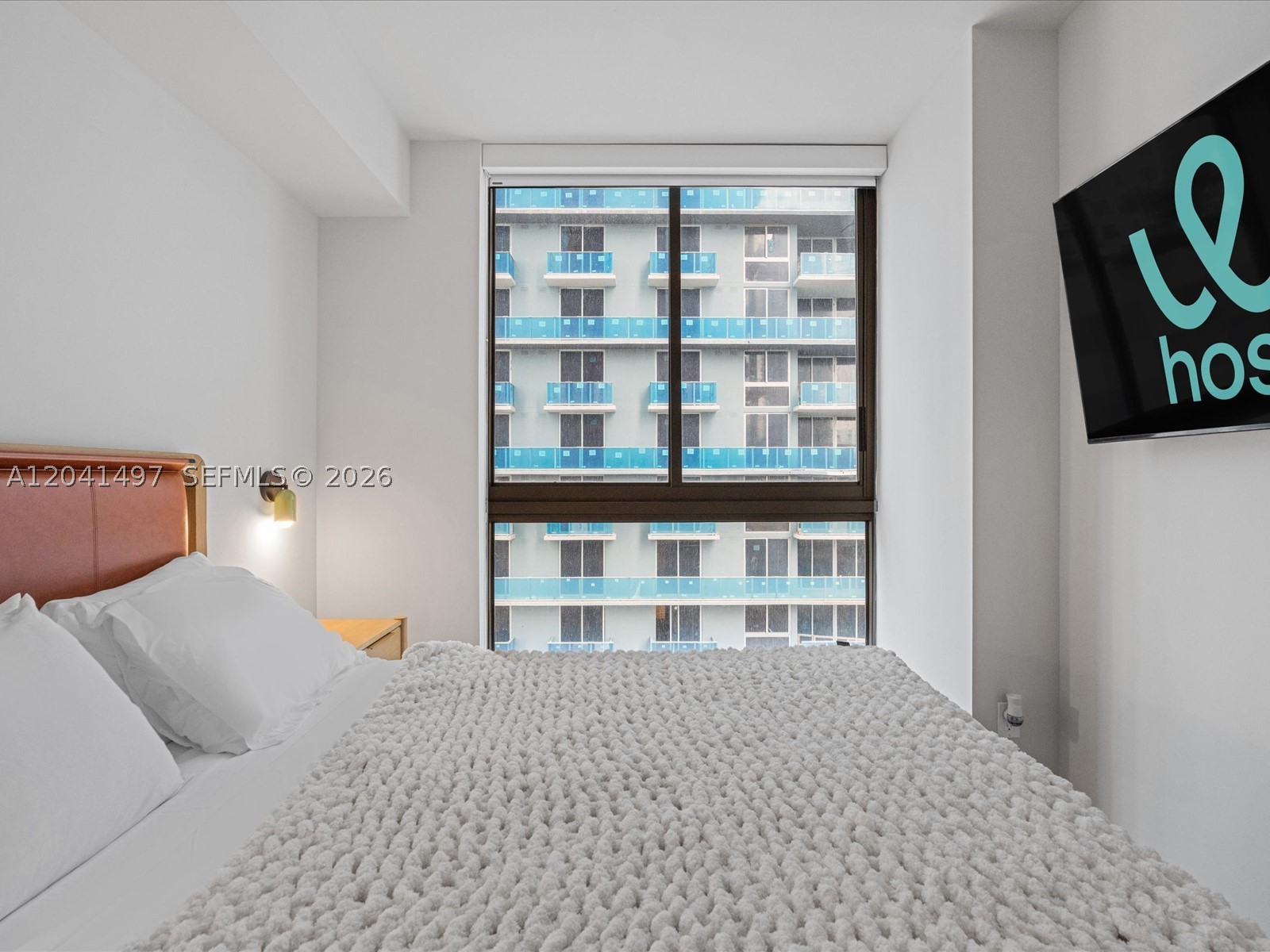 THE CROSBY MIAMI WORLDCENT - Residential