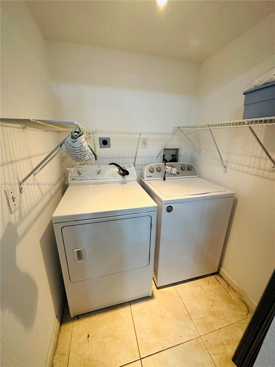 KEYSTONE COURTS CONDO - Residential Lease