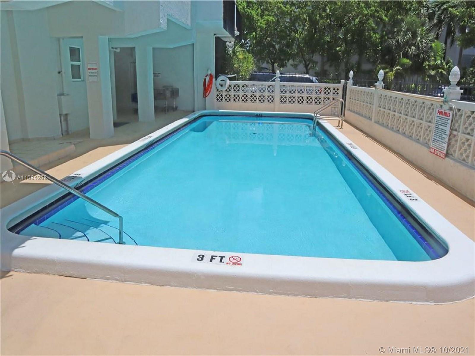 LEISURE HOUSE CONDO - Residential