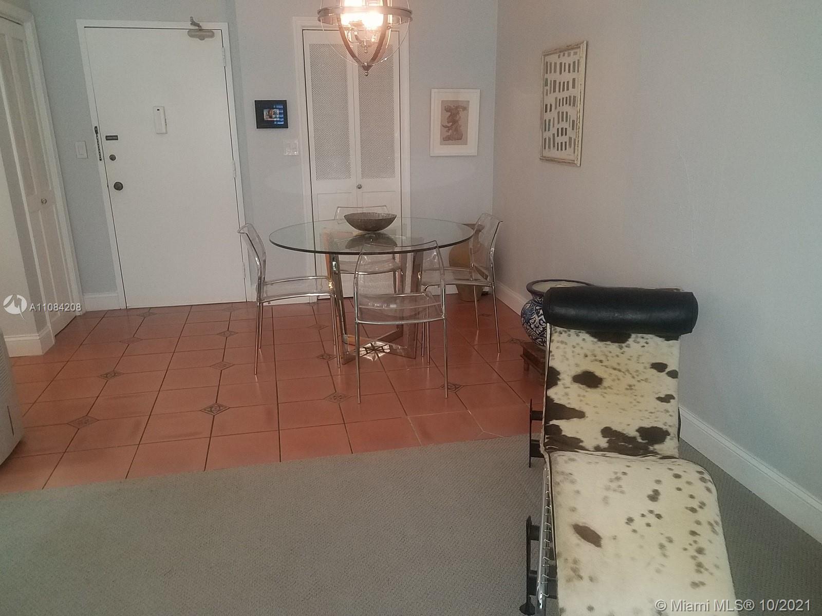 LEISURE HOUSE CONDO - Residential