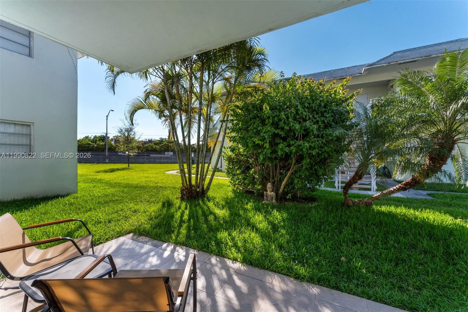 VILLAGE AT DADELAND CONDO - Residential