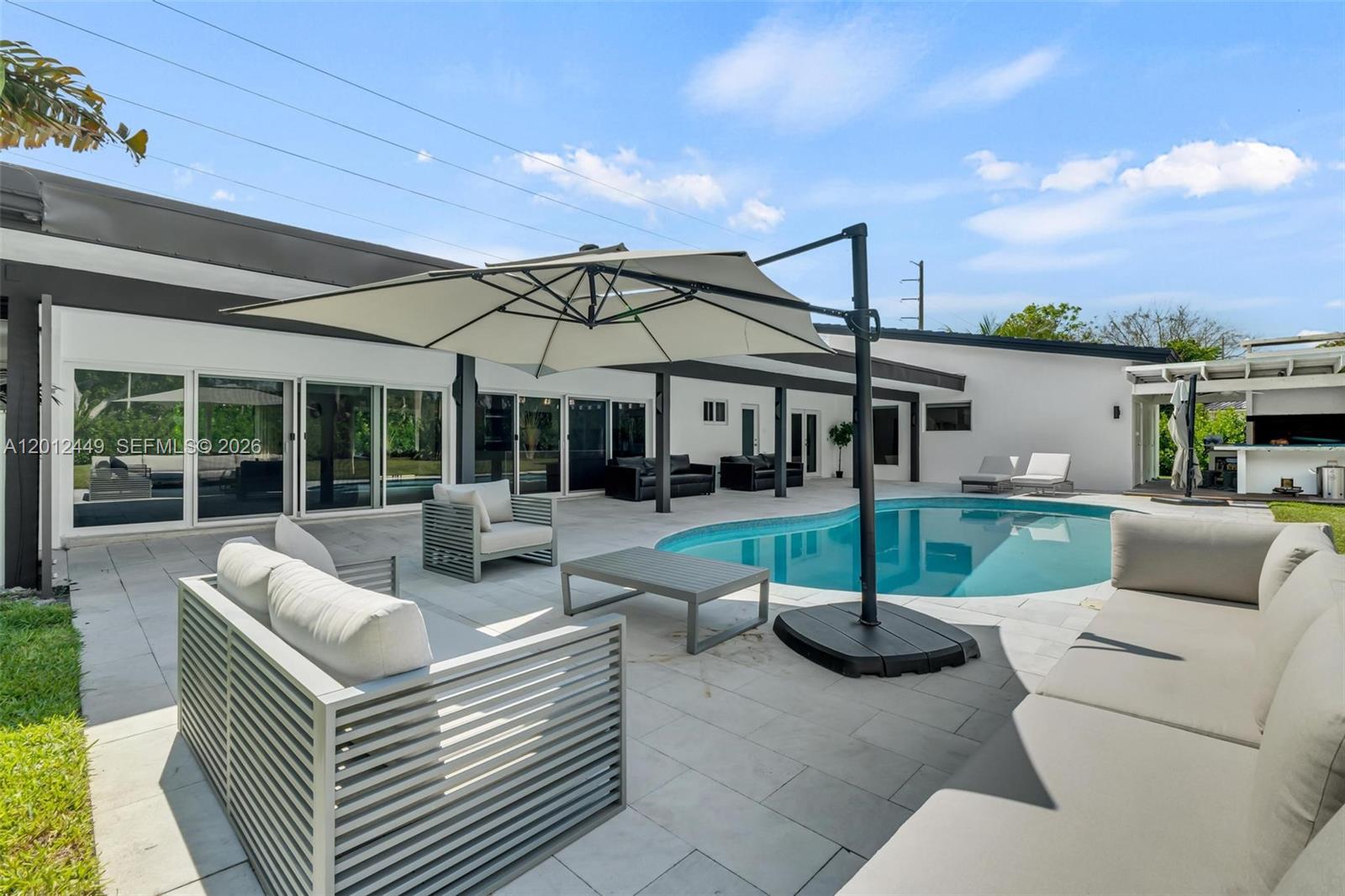 TOWN ESTATES - Residential