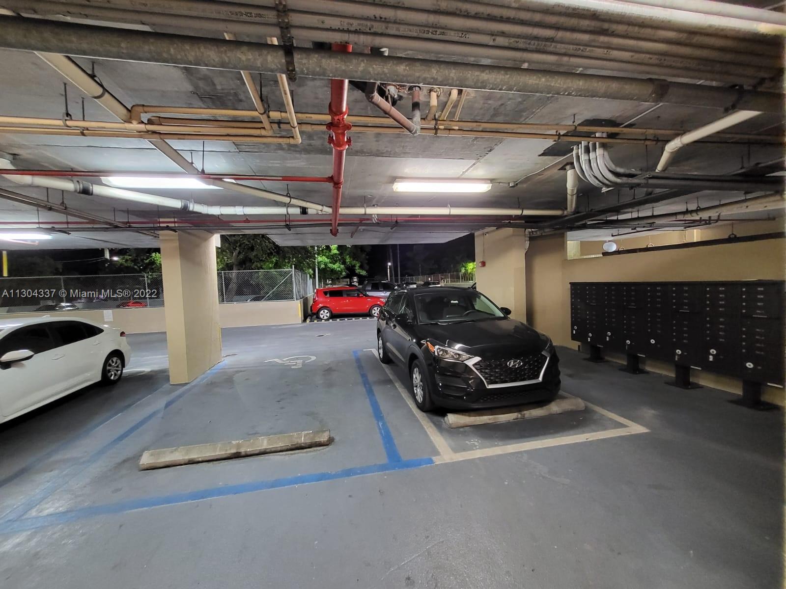 EMERALD PLAZA ON CORAL WA - Residential