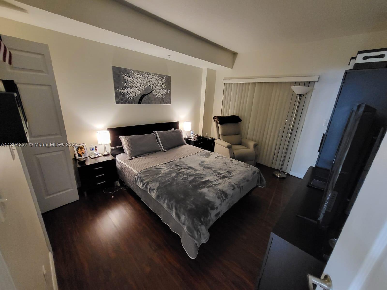 EMERALD PLAZA ON CORAL WA - Residential