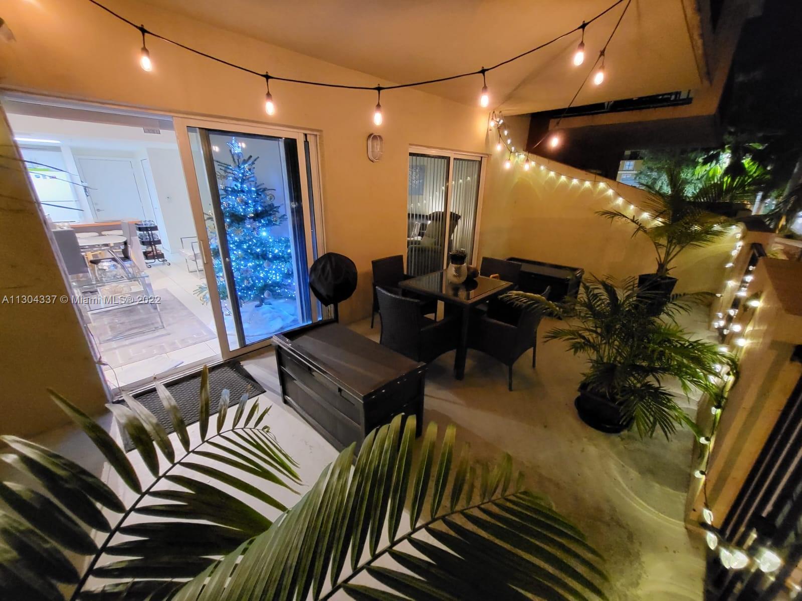 EMERALD PLAZA ON CORAL WA - Residential