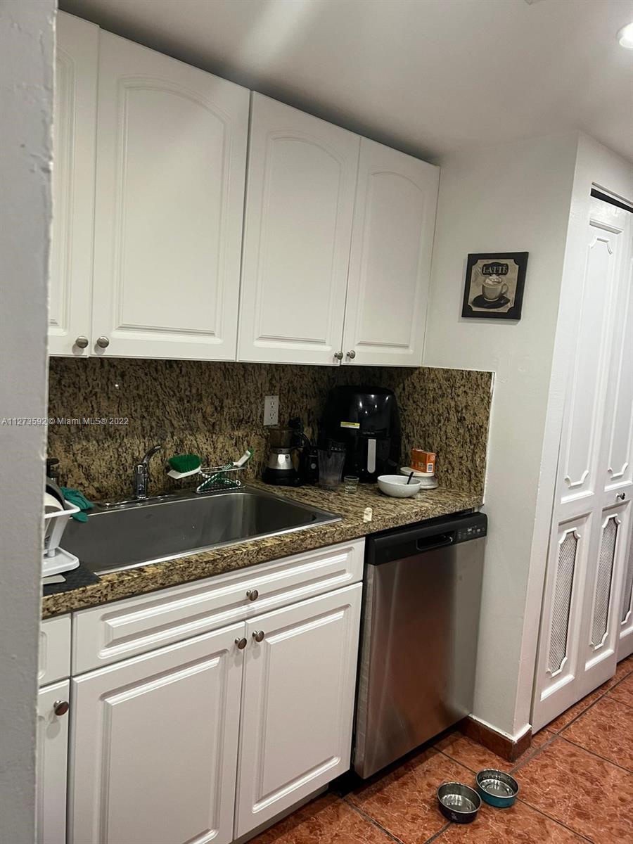 PORTUGAL TOWERS CONDO - Residential Lease