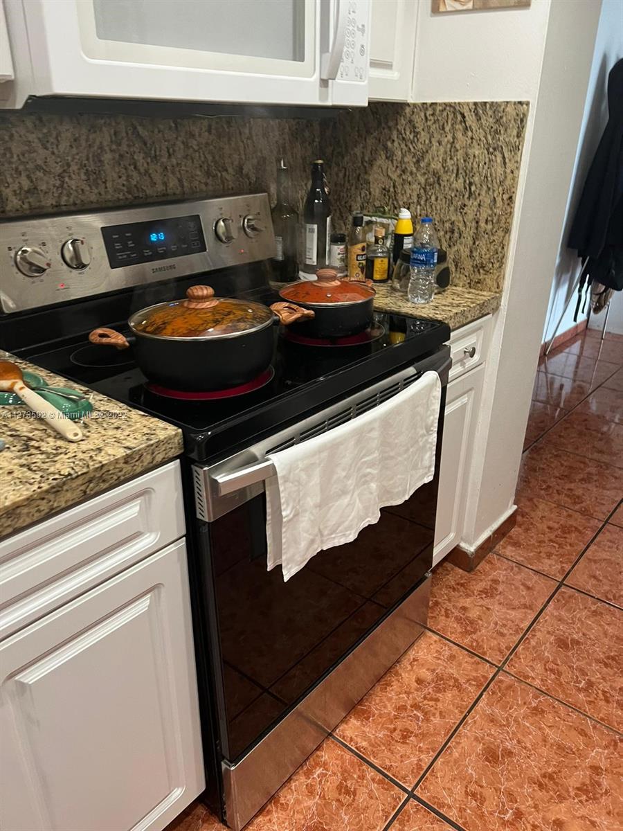 PORTUGAL TOWERS CONDO - Residential Lease