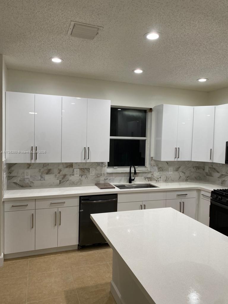 PEMBROKE FALLS PHASE 6 - Residential Lease