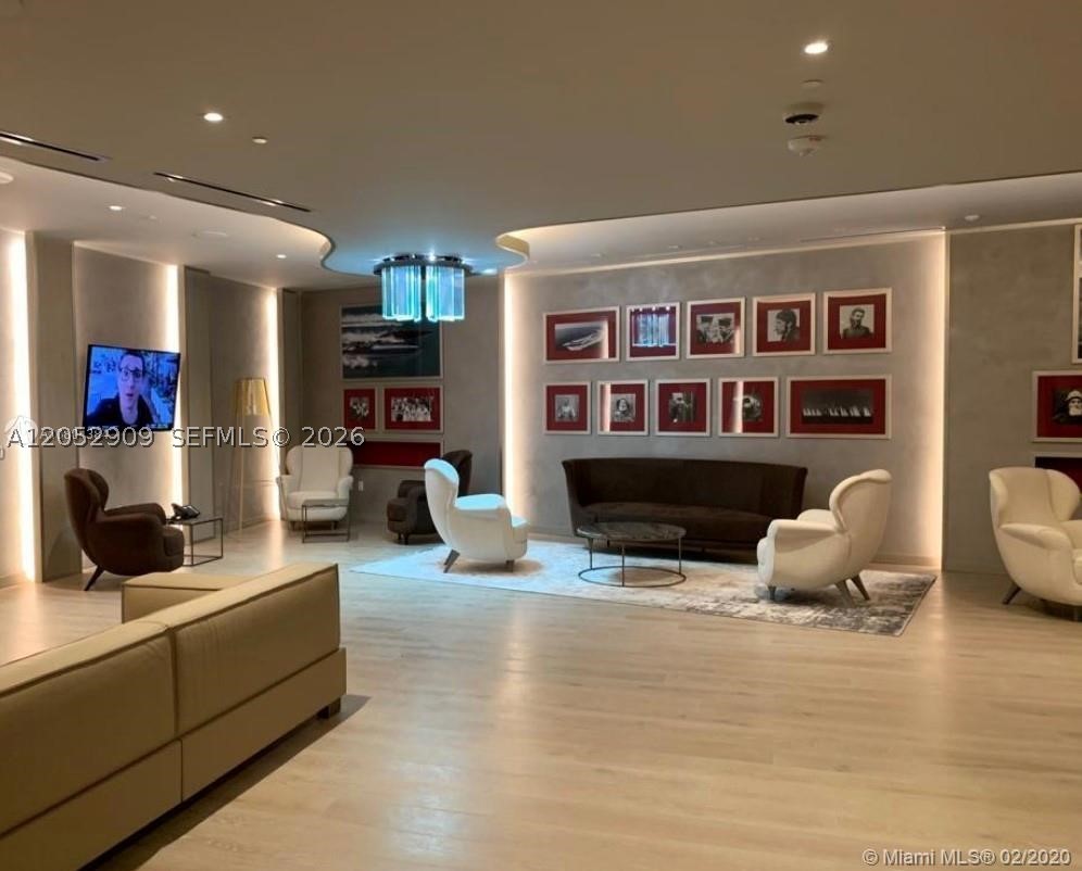 1000 BRICKELL AVENUE CONDO - Residential Lease