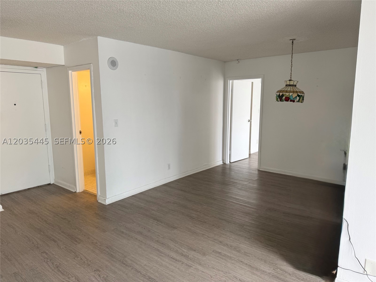 PLAZA OF AMERICAS CONDO P - Residential Lease