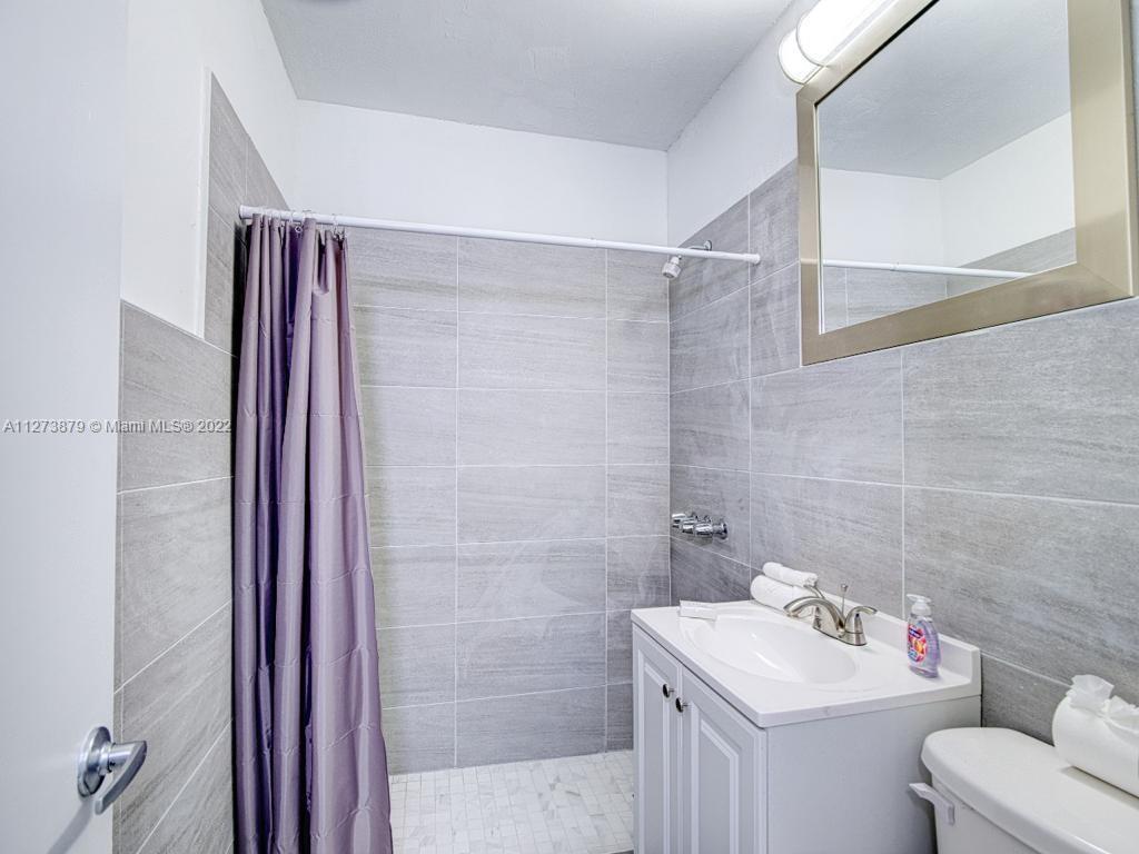 CRESTWOOD - Residential Lease