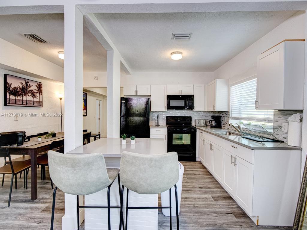 CRESTWOOD - Residential Lease