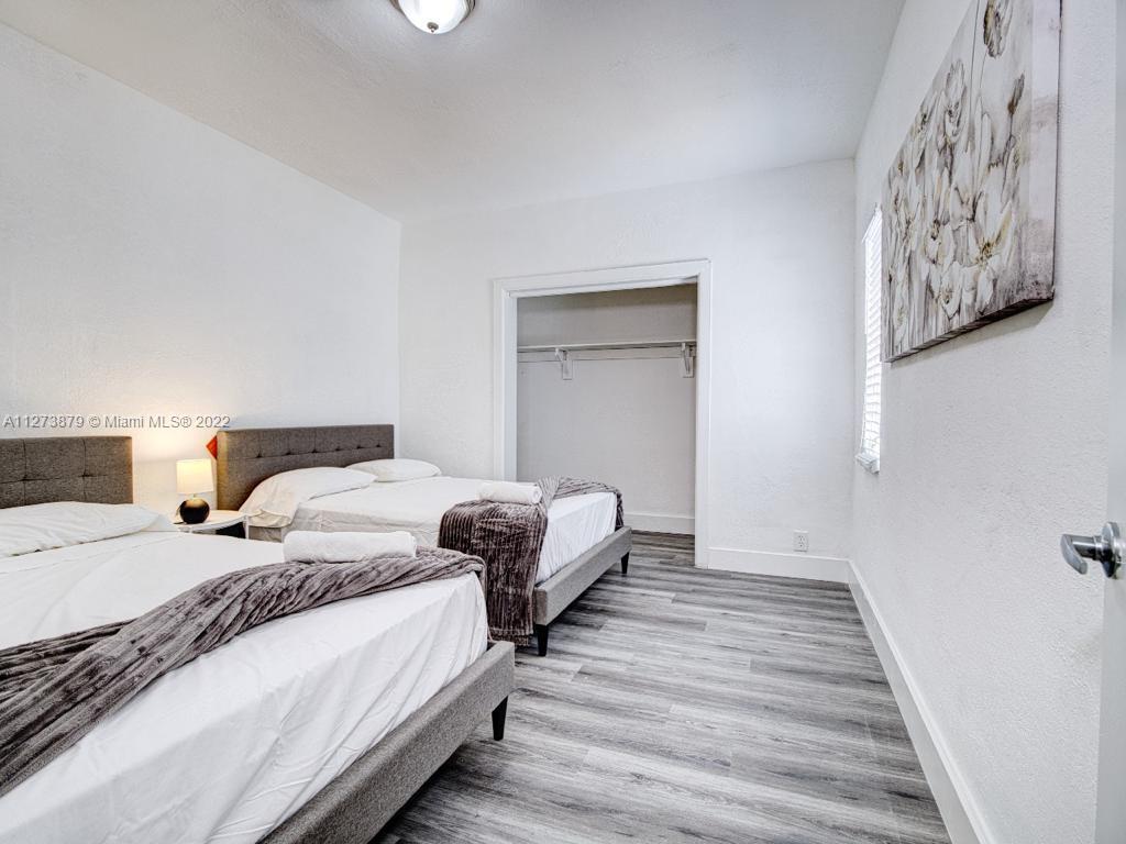 CRESTWOOD - Residential Lease