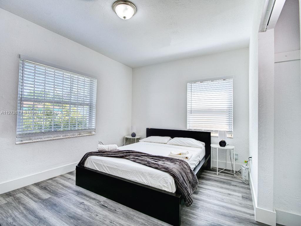 CRESTWOOD - Residential Lease