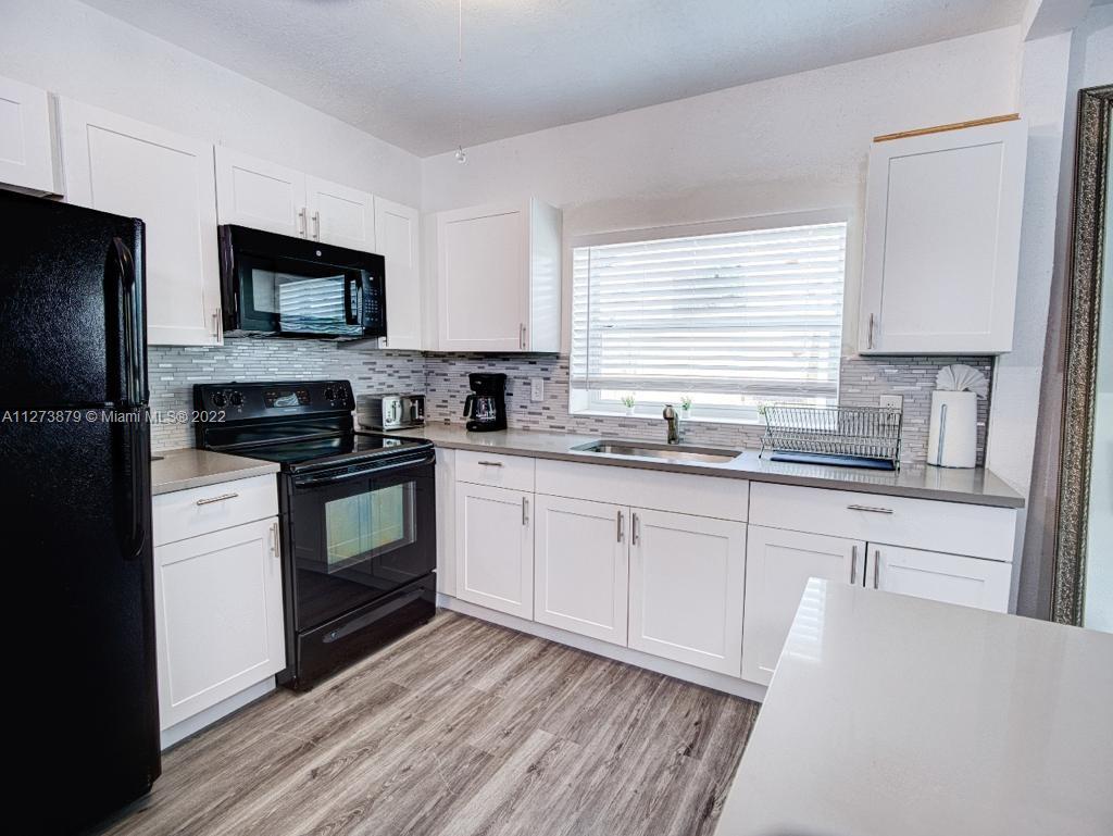CRESTWOOD - Residential Lease