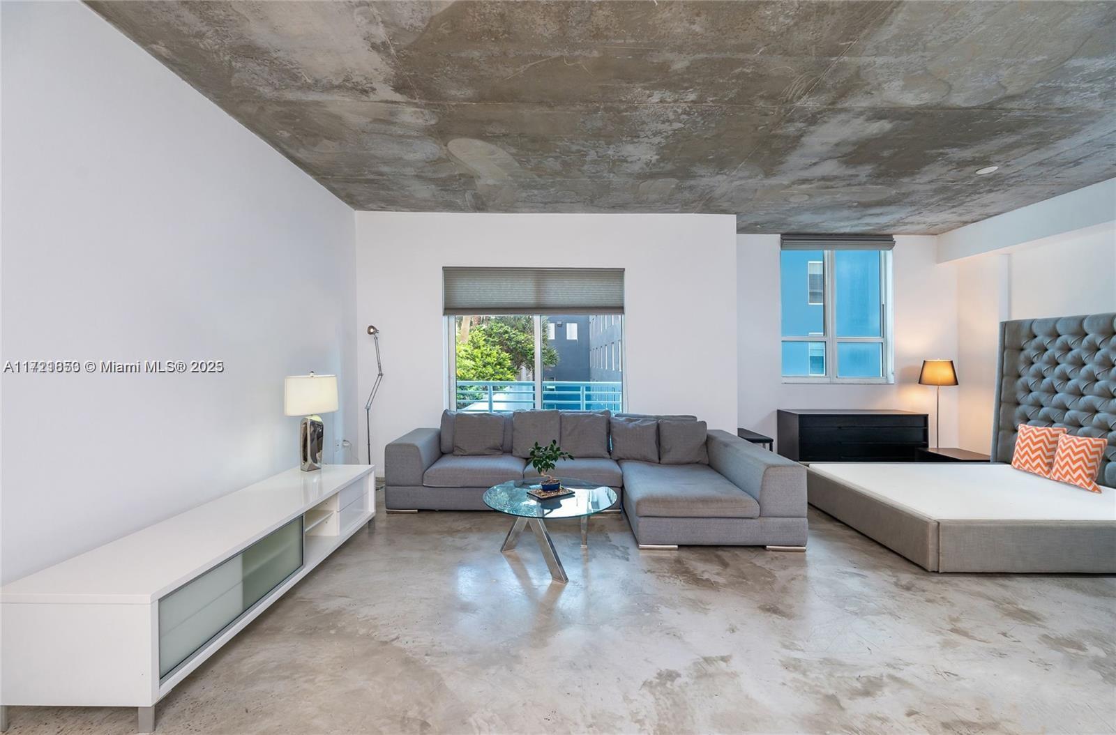 THE LOFT DOWNTOWN CONDO - Residential Lease