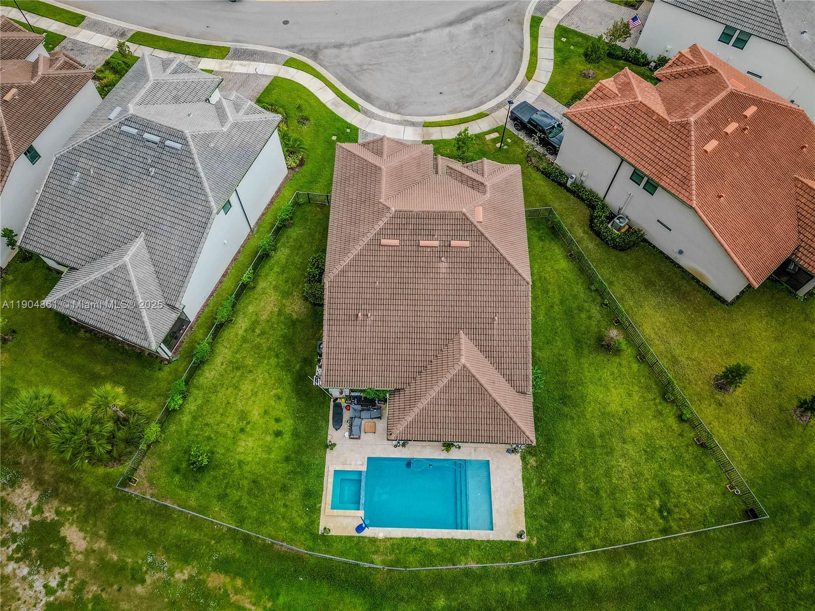 WOODMONT PODS B F & G - Residential
