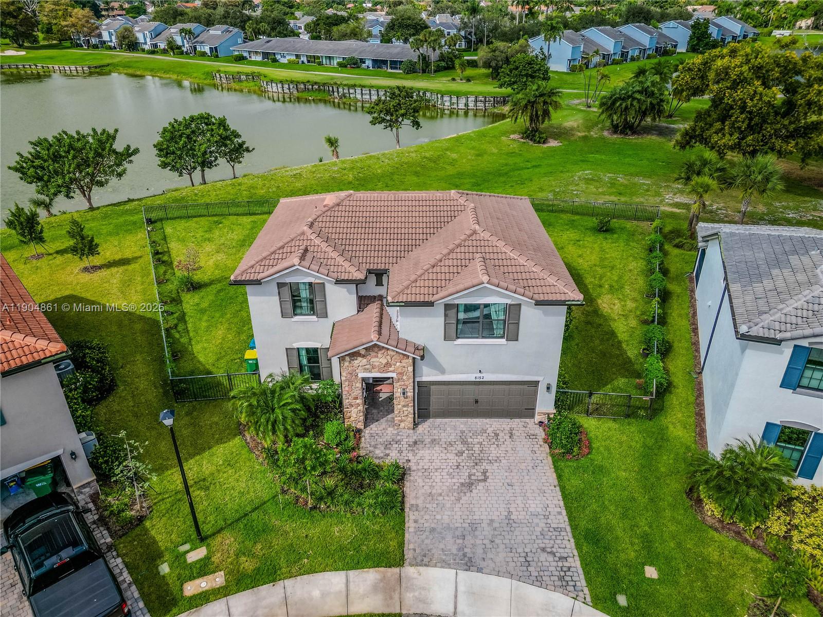 WOODMONT PODS B F & G - Residential