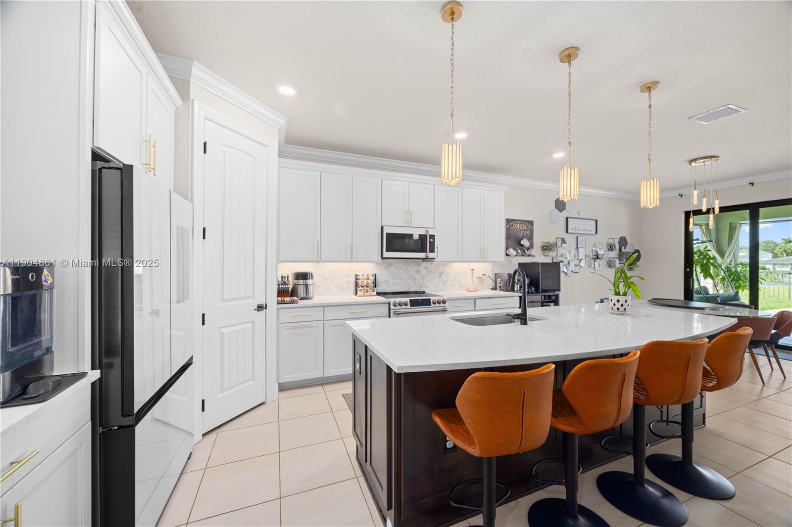 WOODMONT PODS B F & G - Residential