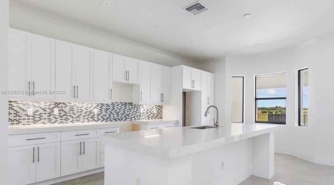 FL CITY HIGHLANDS - Residential