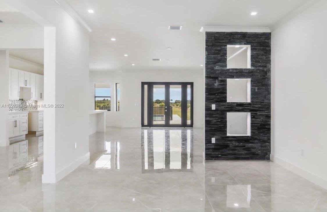 FL CITY HIGHLANDS - Residential